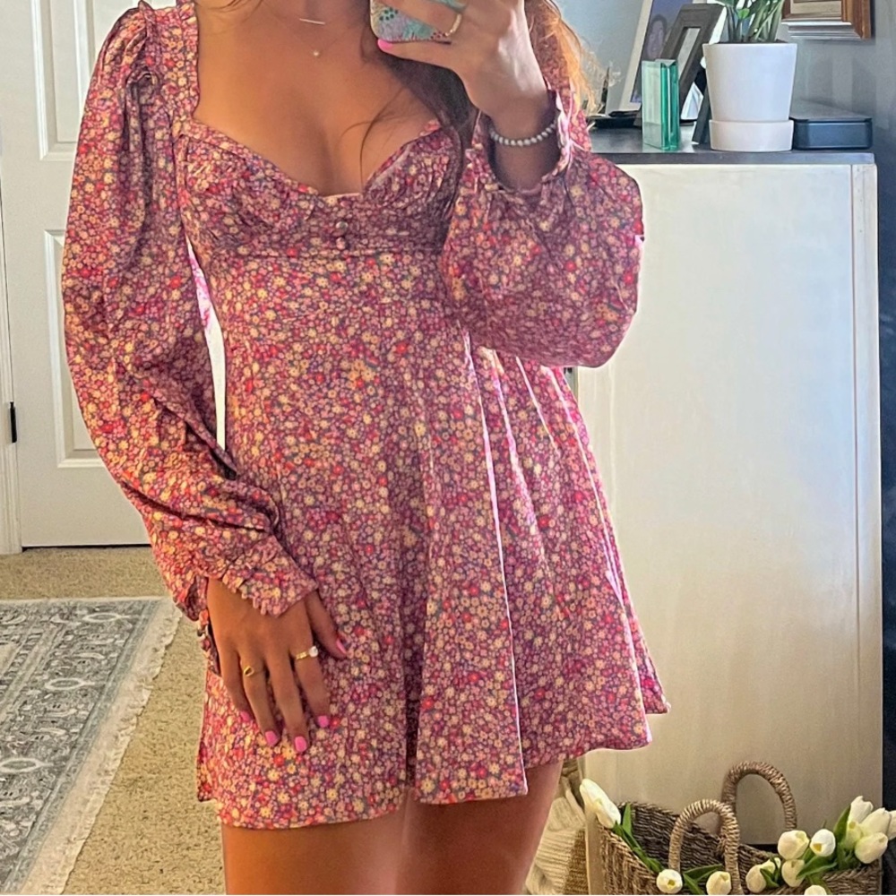 The 99 boutique square neck lantern mini dress